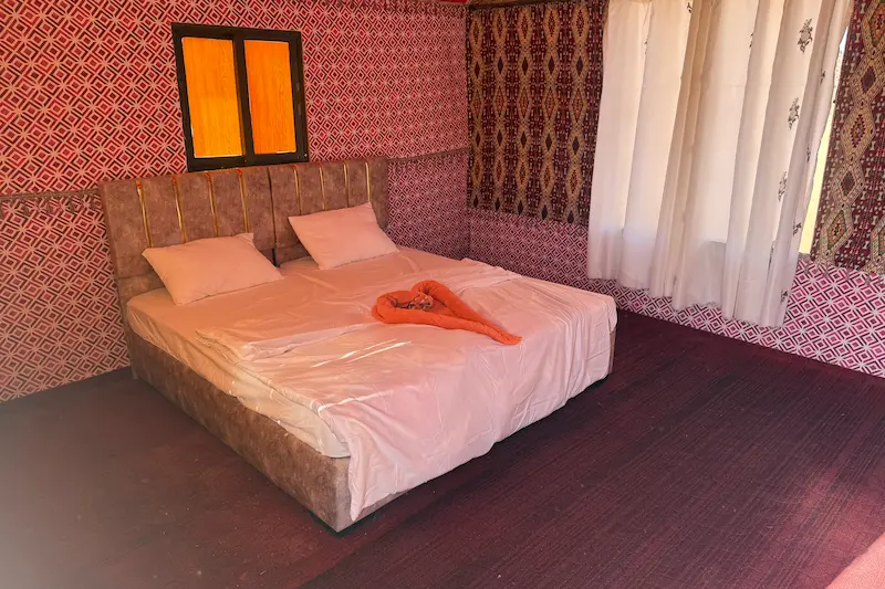Double bed in luxury tent